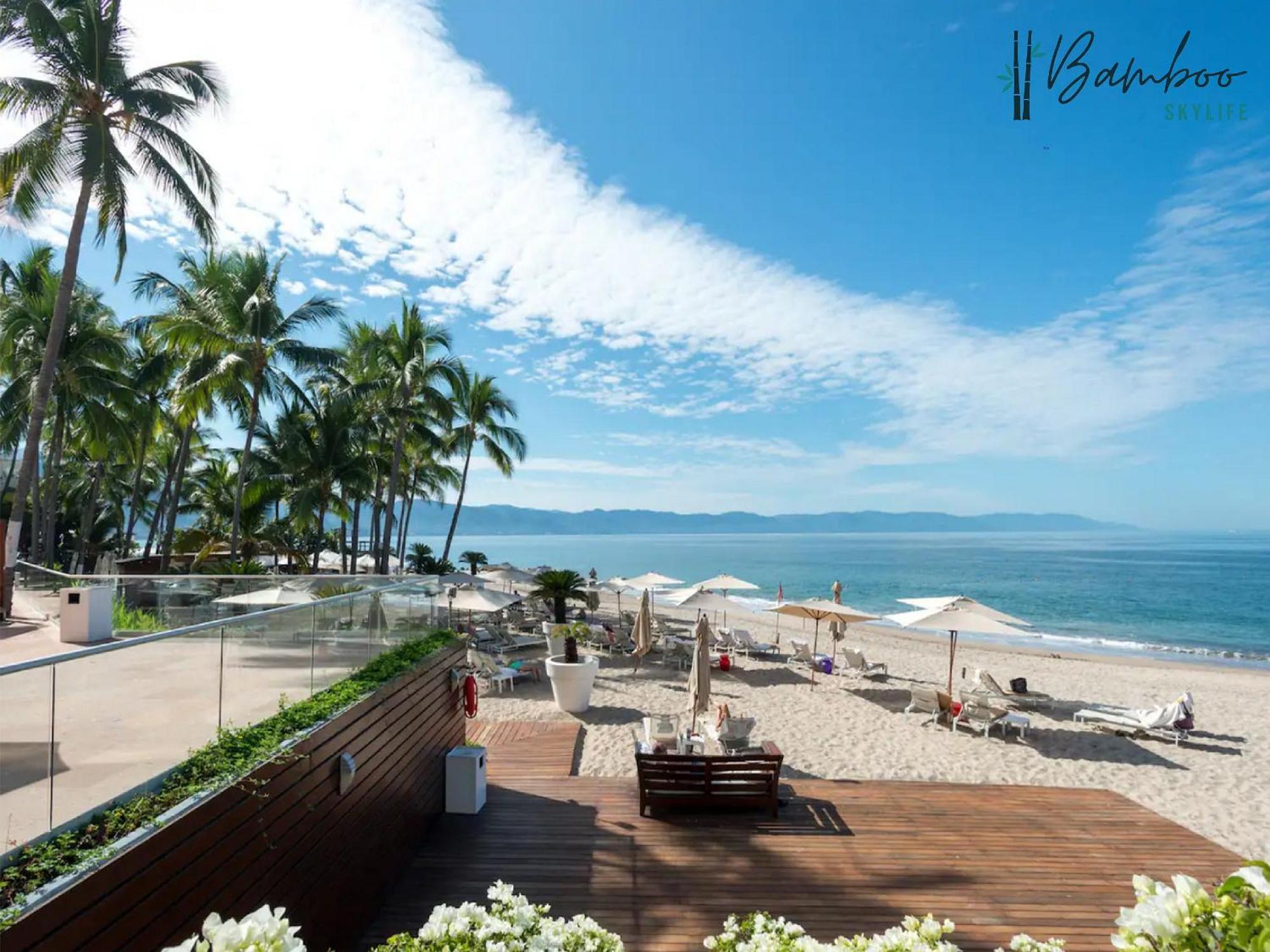 Icon Vallarta Beach Front By Bamboo Skylife Пуэрто-Вальярта Экстерьер фото